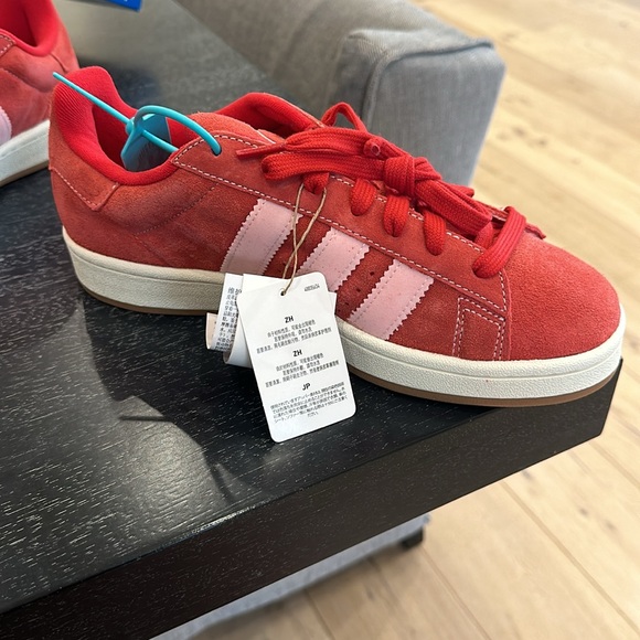 Red and Pink Unisex Adidas Campus. Perfect Condition NWT! Hard to Find.♥️🩷 - Picture 3 of 12